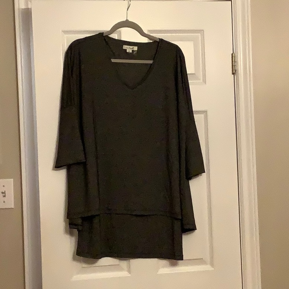 Basic top with double bottom